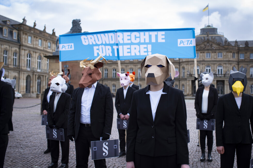 30 Jahre PETA Deutschland e.V. Demonstration auf dem Schlossplatz in Stuttgart