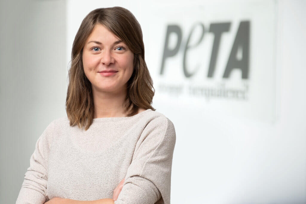 PETA Mitarbeiterin