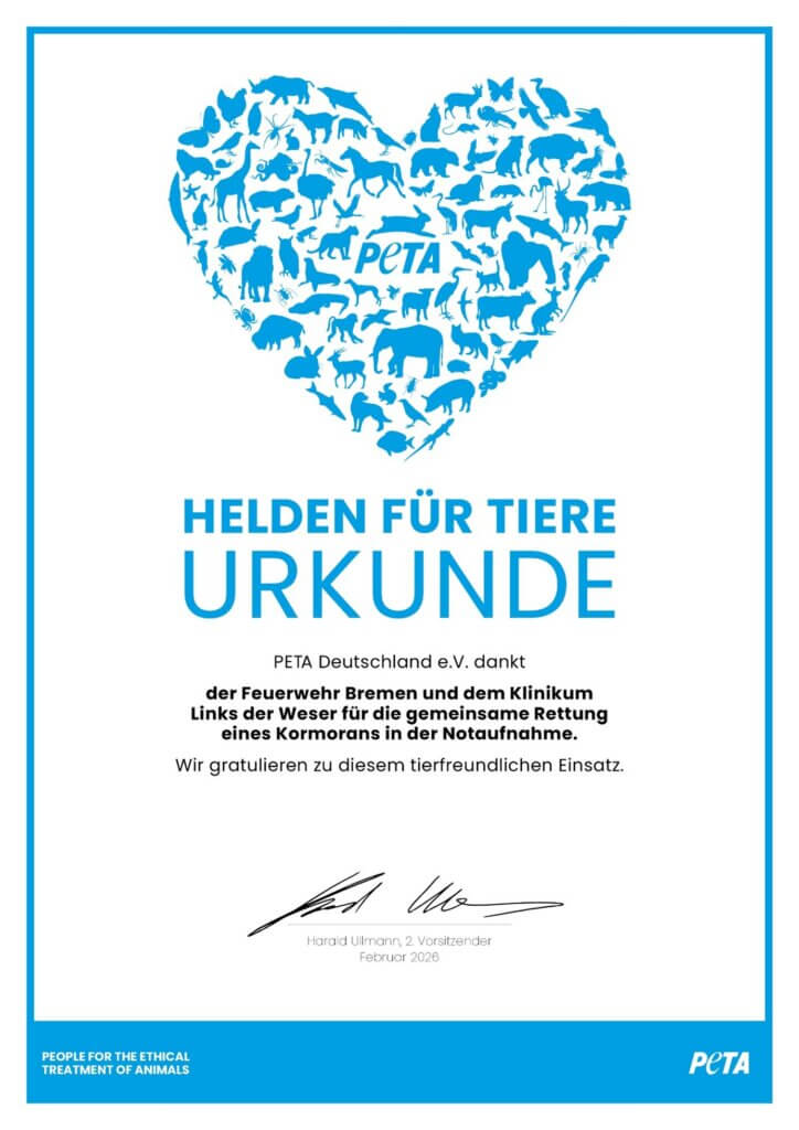 PETA verleiht "Helden für Tiere"-Urkunde an Bremer Feuerwehr und Krankenhaus.